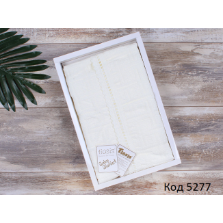 Плед вязка Tiasis  коробка, акрил. 85х100см.  1 шт.